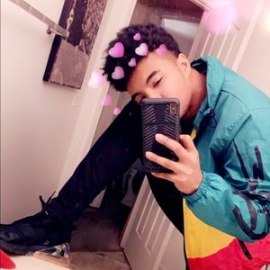 Meet your Posher, Travis